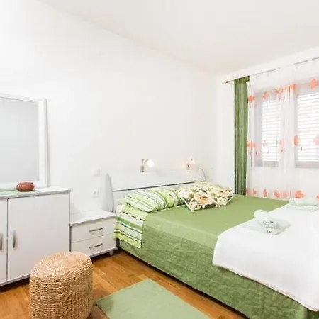 Penetra - Two Bedroom With Balcony And Sea View 察夫塔特