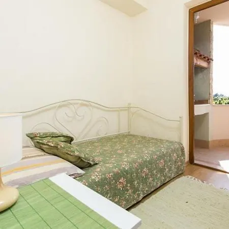 Penetra - Two Bedroom With Balcony And Sea View
